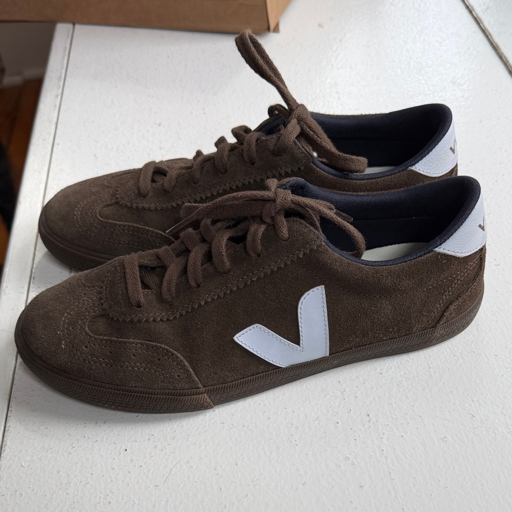 Veja Volley Women’s sneakers size 40